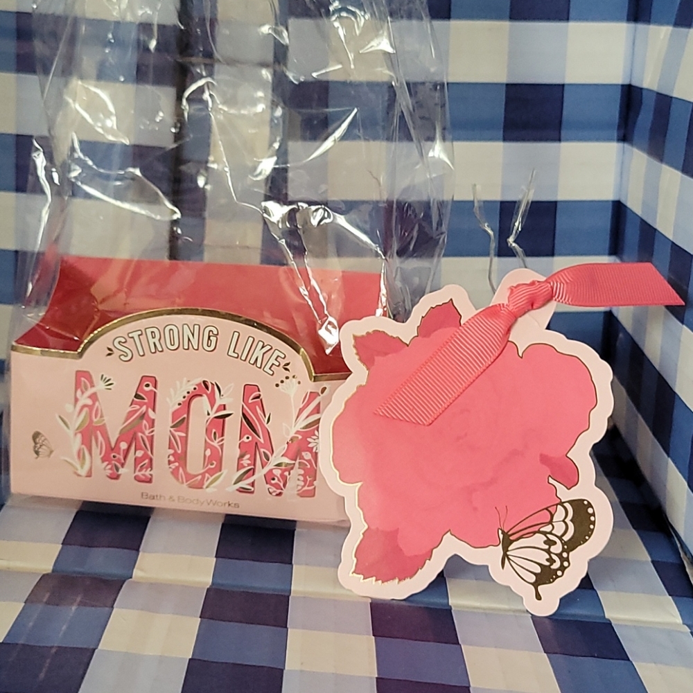 Bath and Body Works Rose Gift Packaging